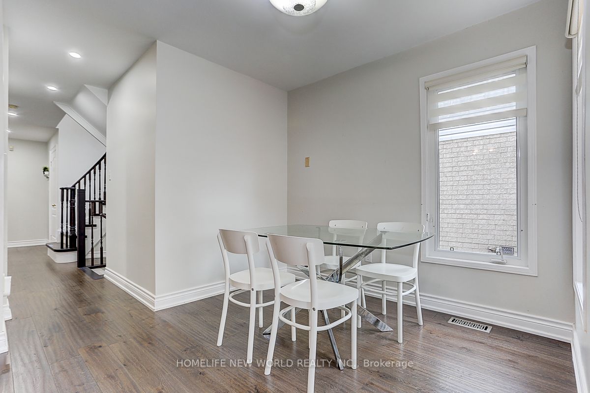 2844 Galleon Cres