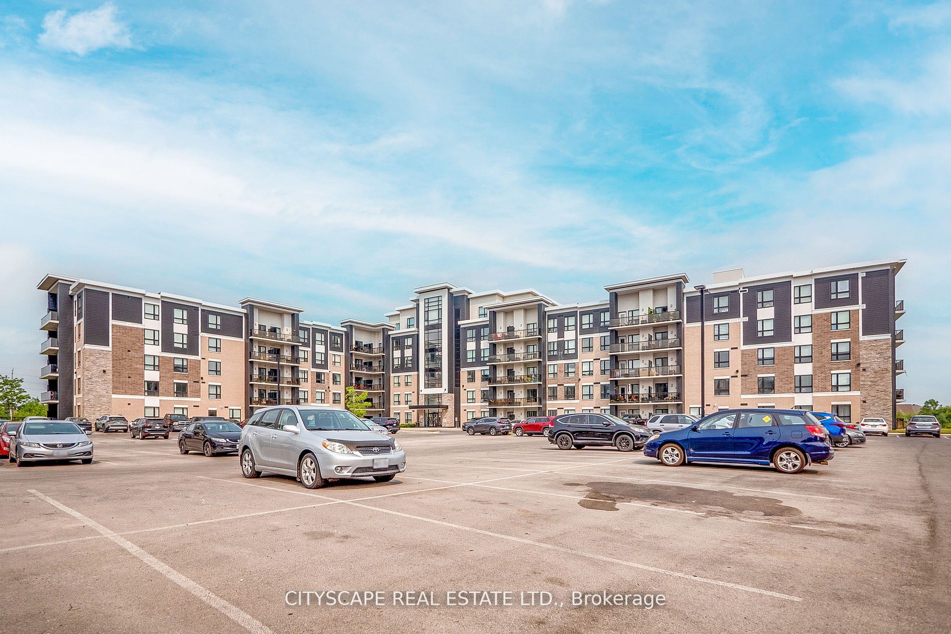 640 Sauve Street, #204