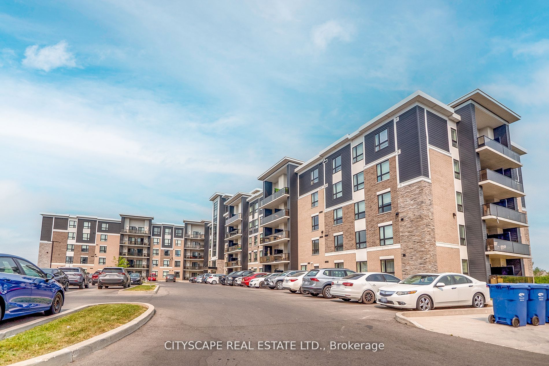 640 Sauve Street, #204