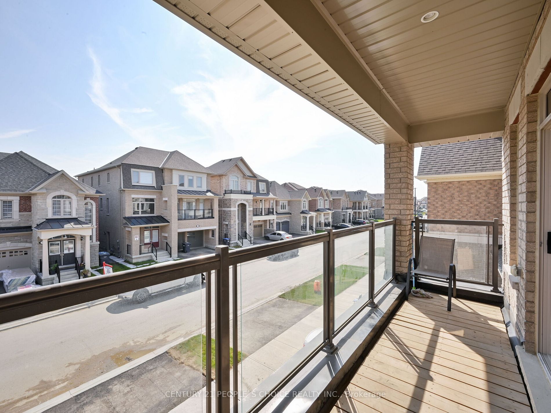 12 Junior Rd