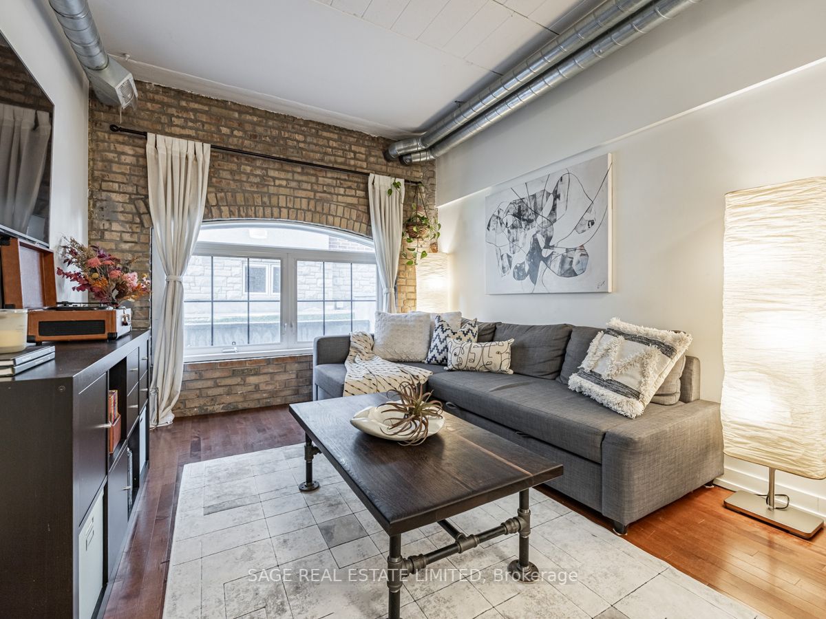 1100 Lansdowne Ave, #214