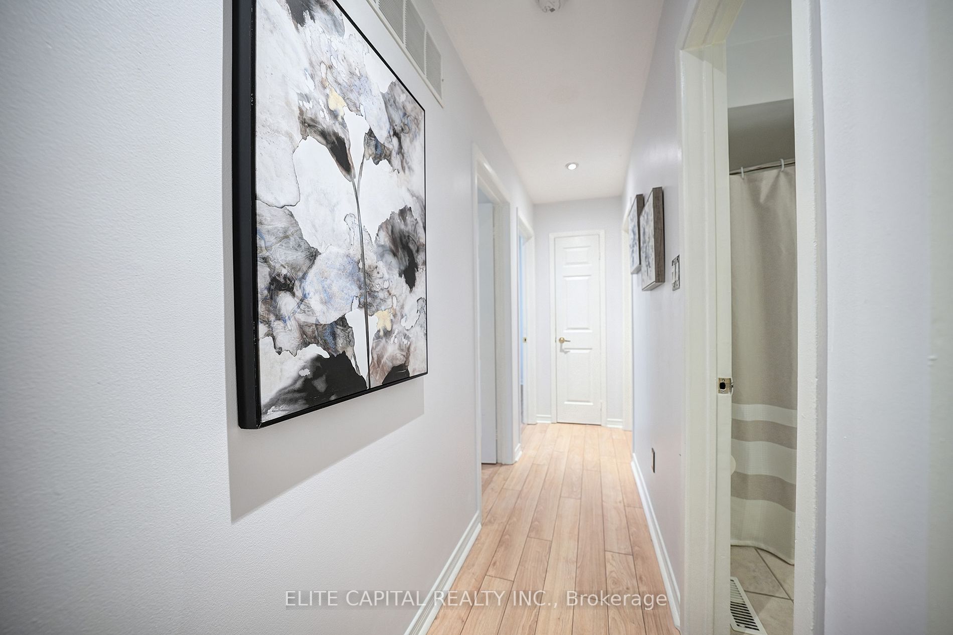 3105 Cantelon Cres