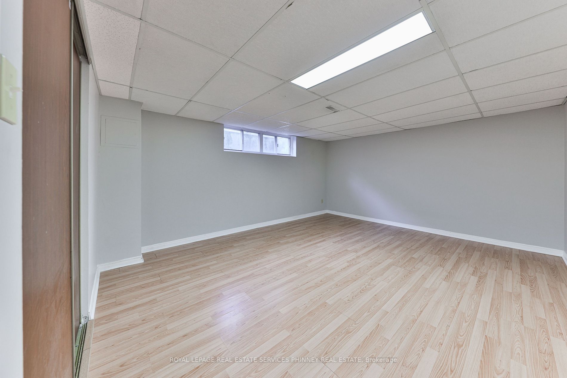2105 Stonehouse Cres