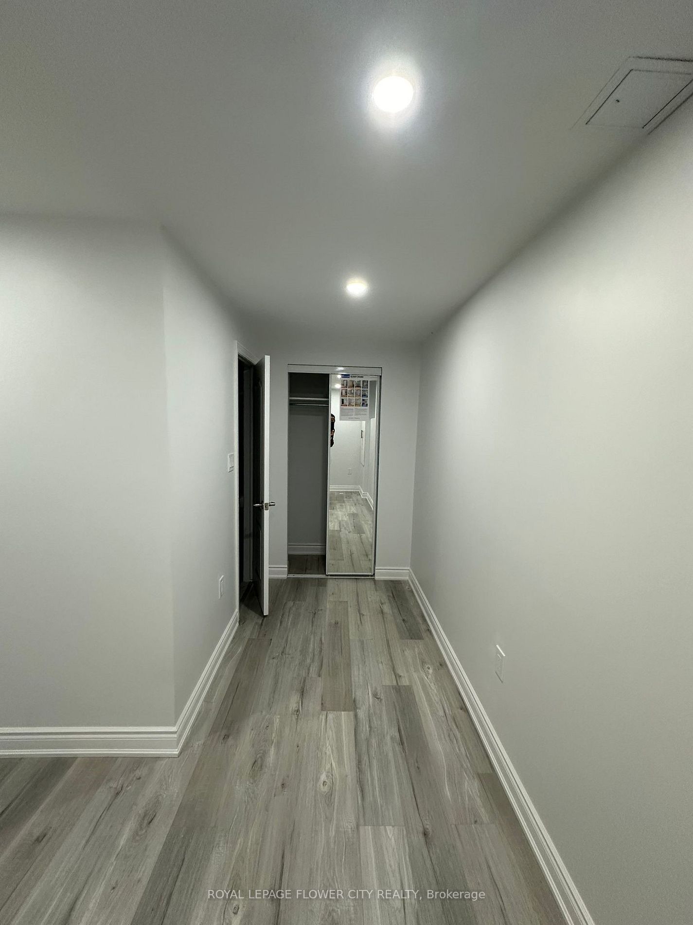26 Hellyer Ave Basement