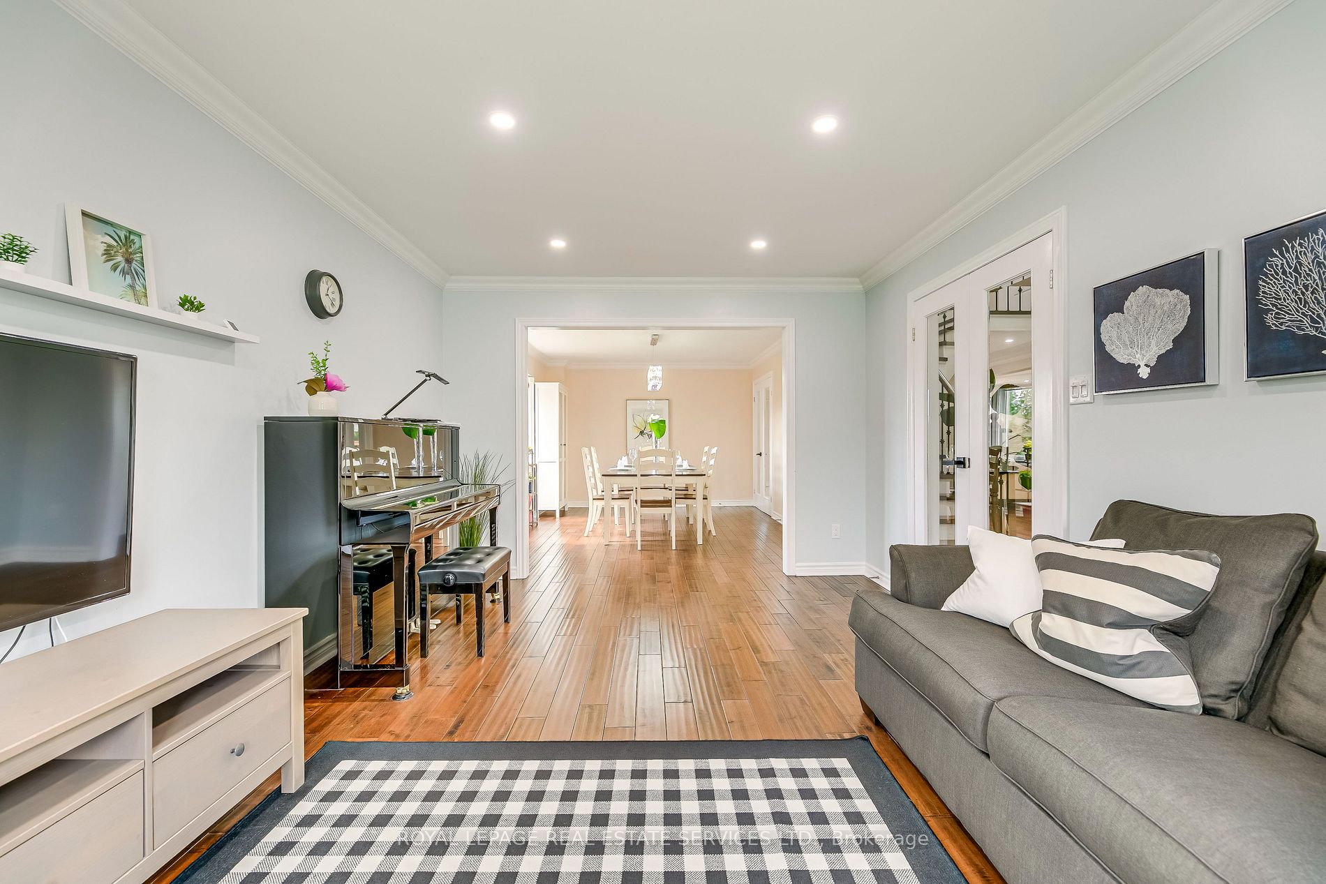 1473 Silky Rose Court