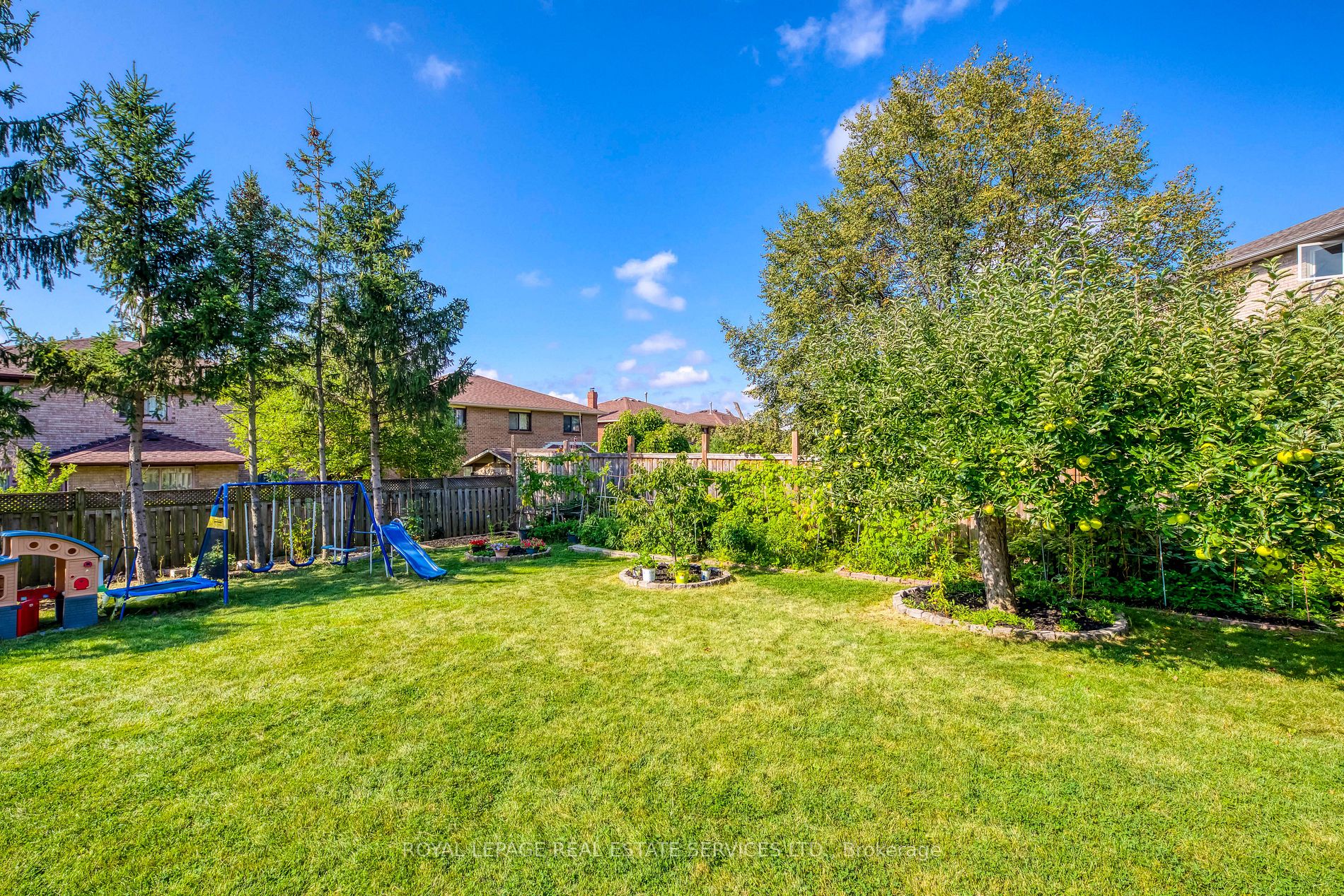 1473 Silky Rose Court