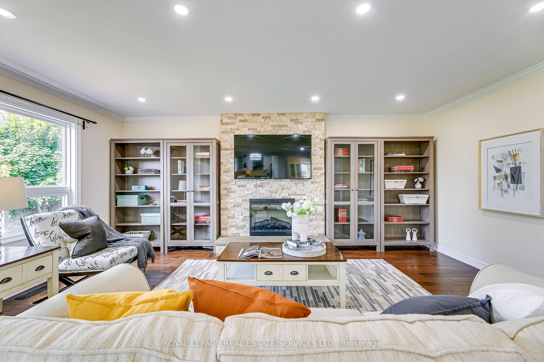 1473 Silky Rose Court