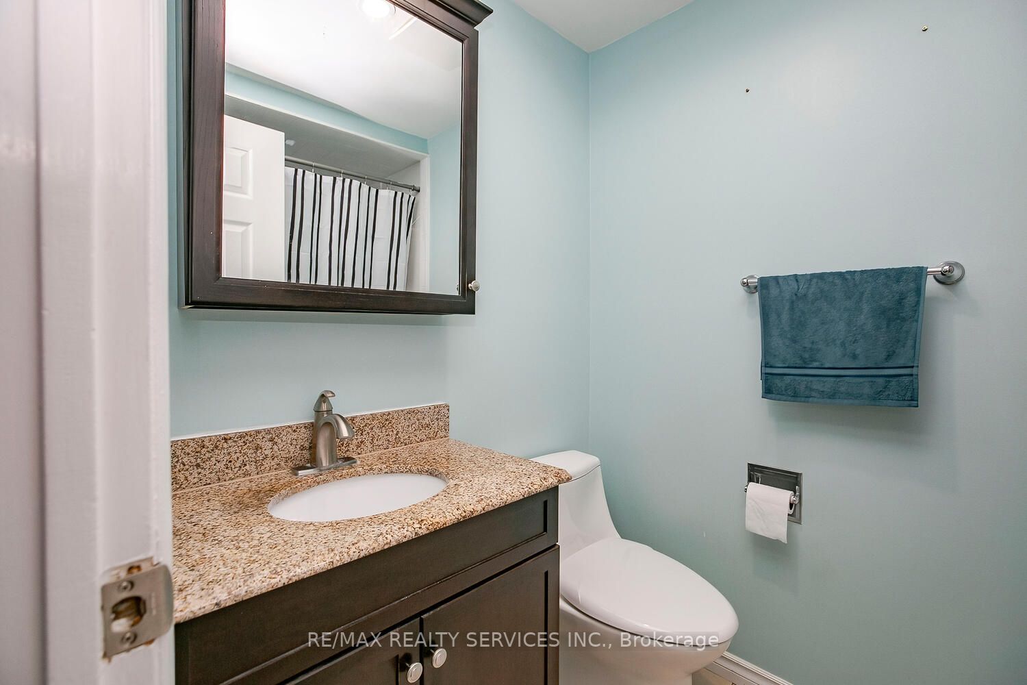 87 Ashton Cres, #87