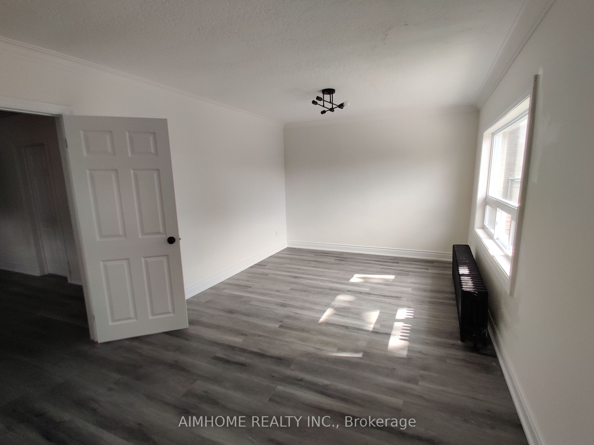 106 Lake Shore Dr, #3
