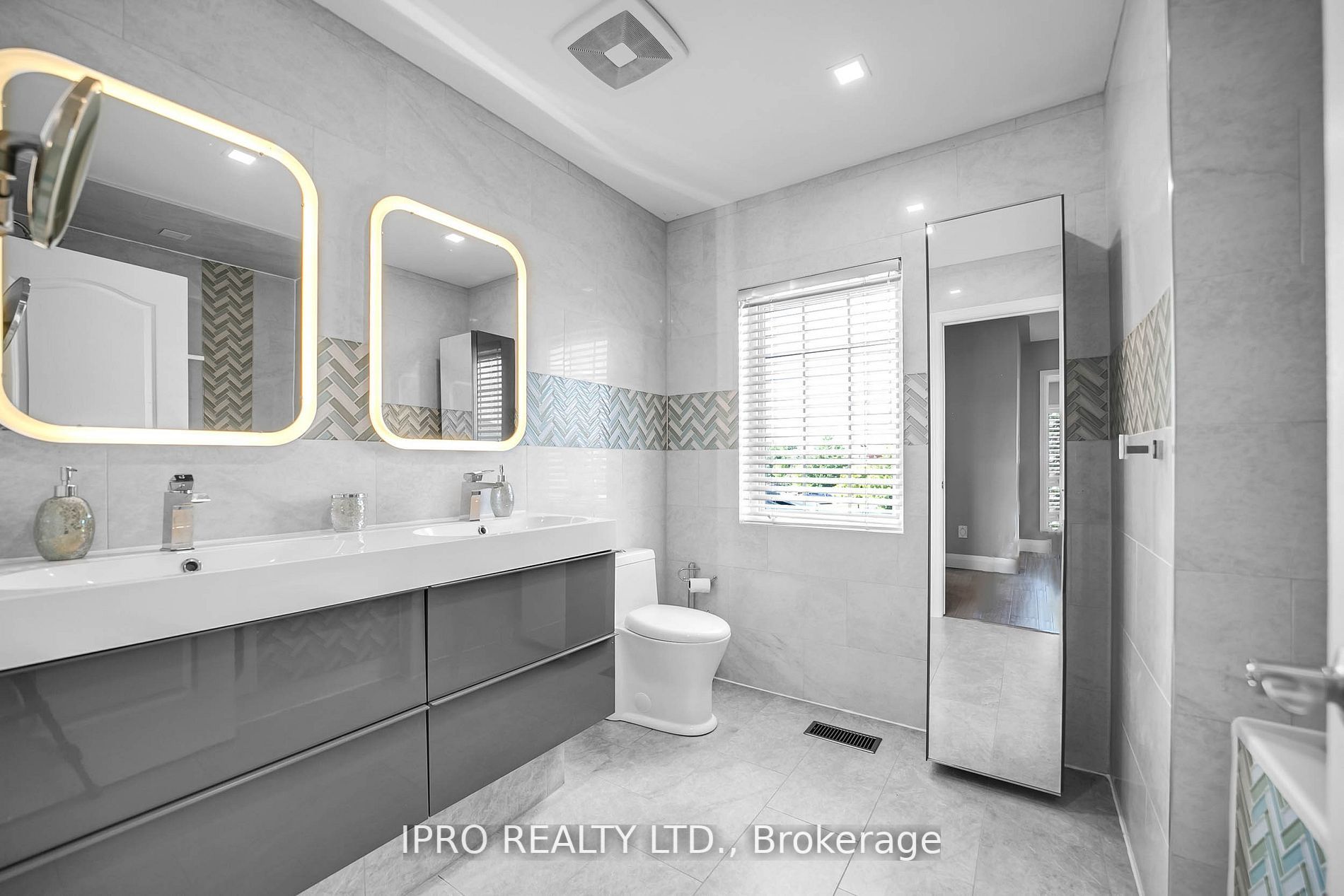 69 Baybrook Rd