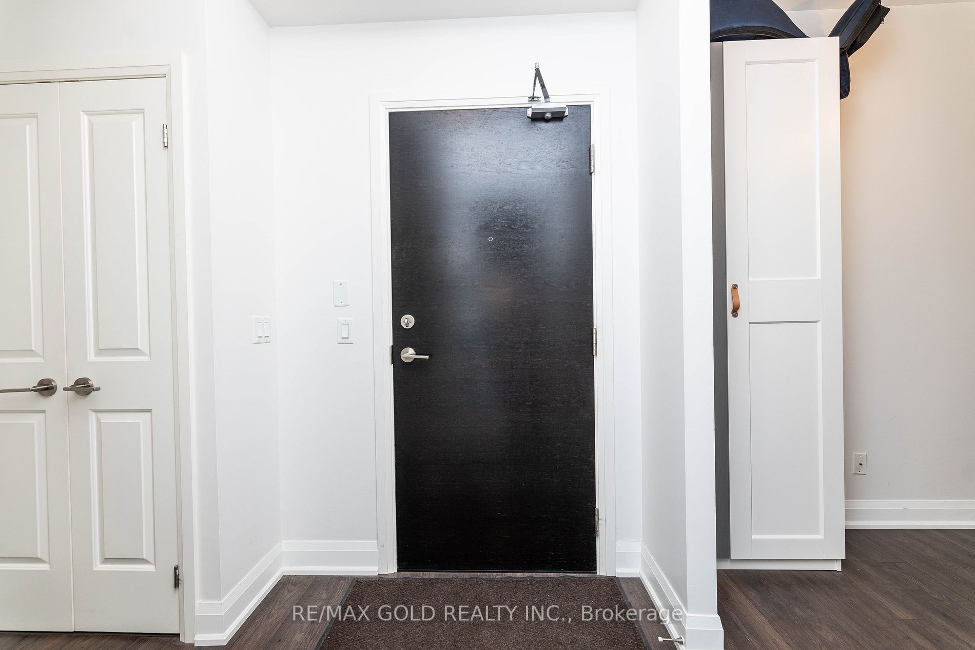 55 Yorkland Blvd, #704