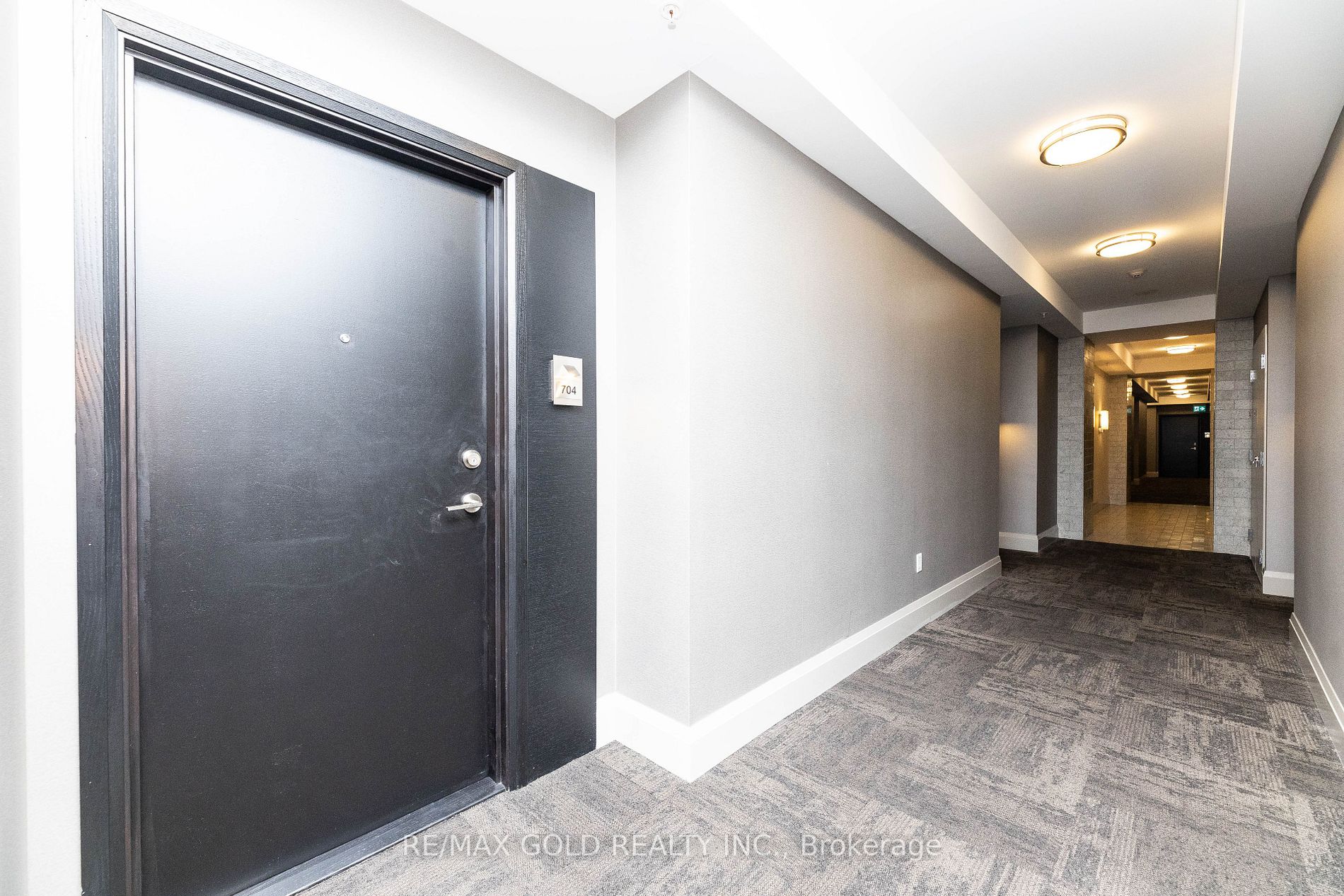 55 Yorkland Blvd, #704