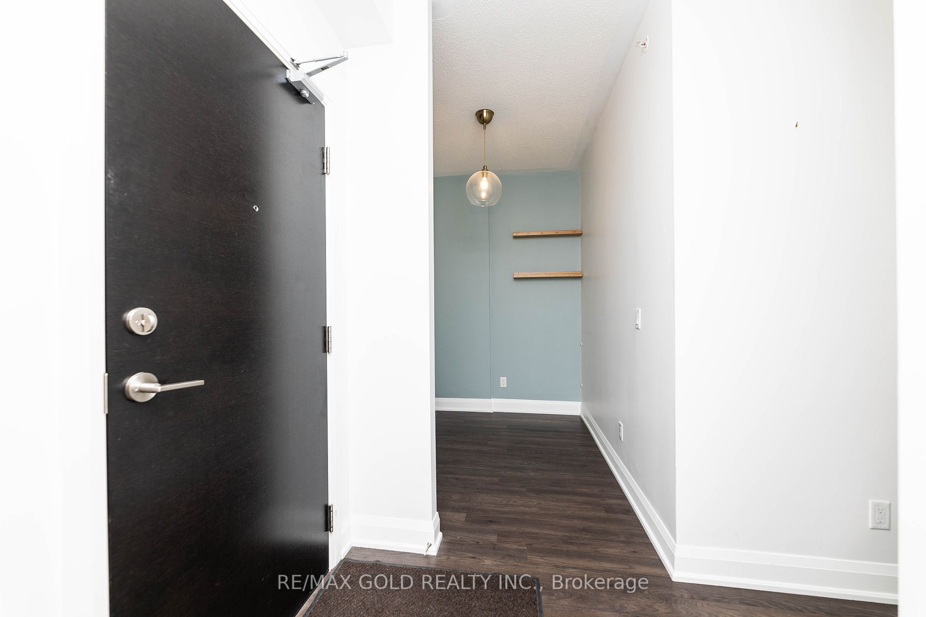55 Yorkland Blvd, #704
