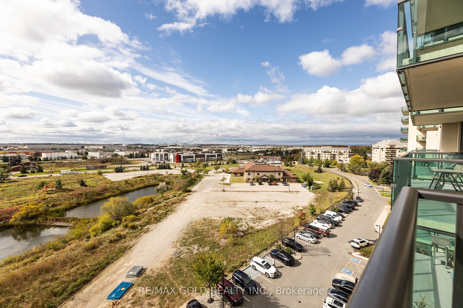 55 Yorkland Blvd, #704