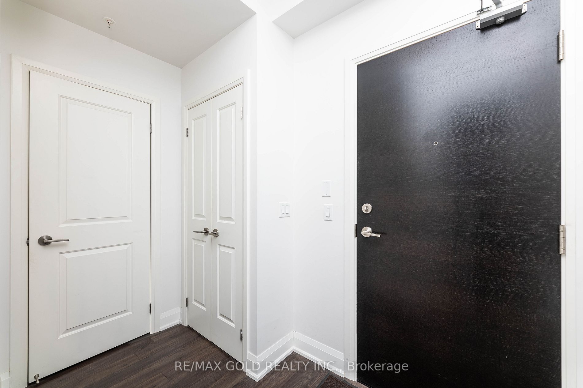55 Yorkland Blvd, #704