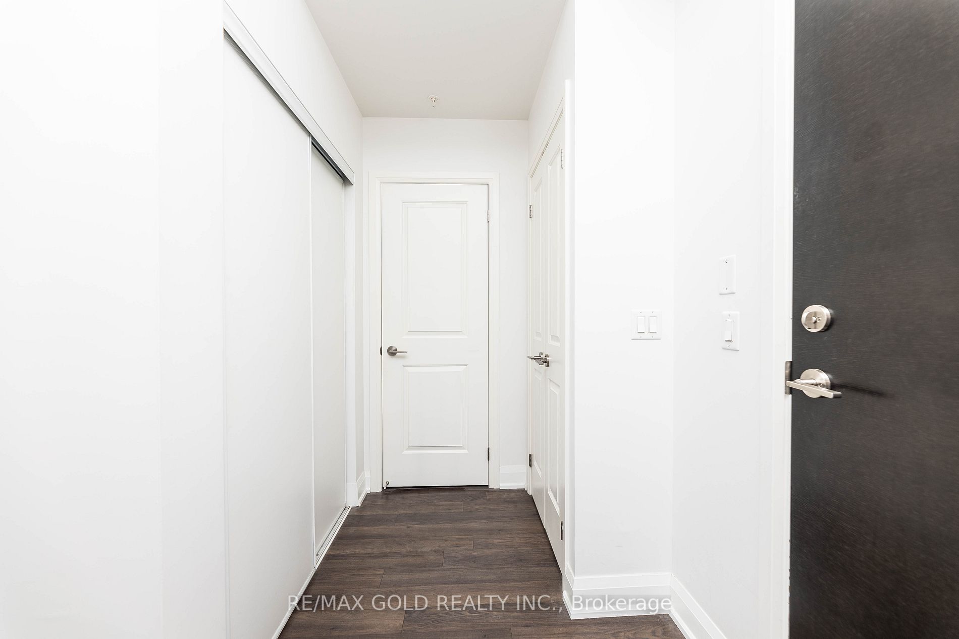 55 Yorkland Blvd, #704