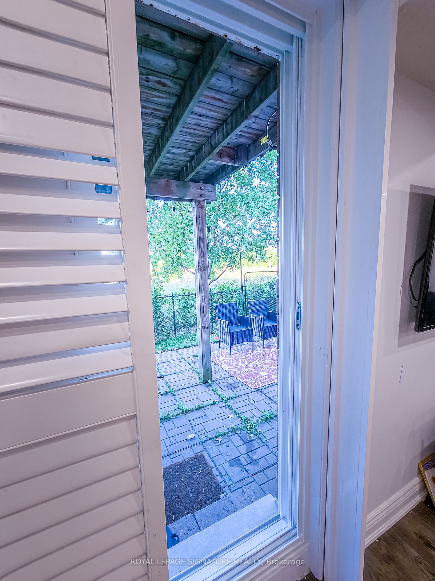 2229 Walkers Line, #28