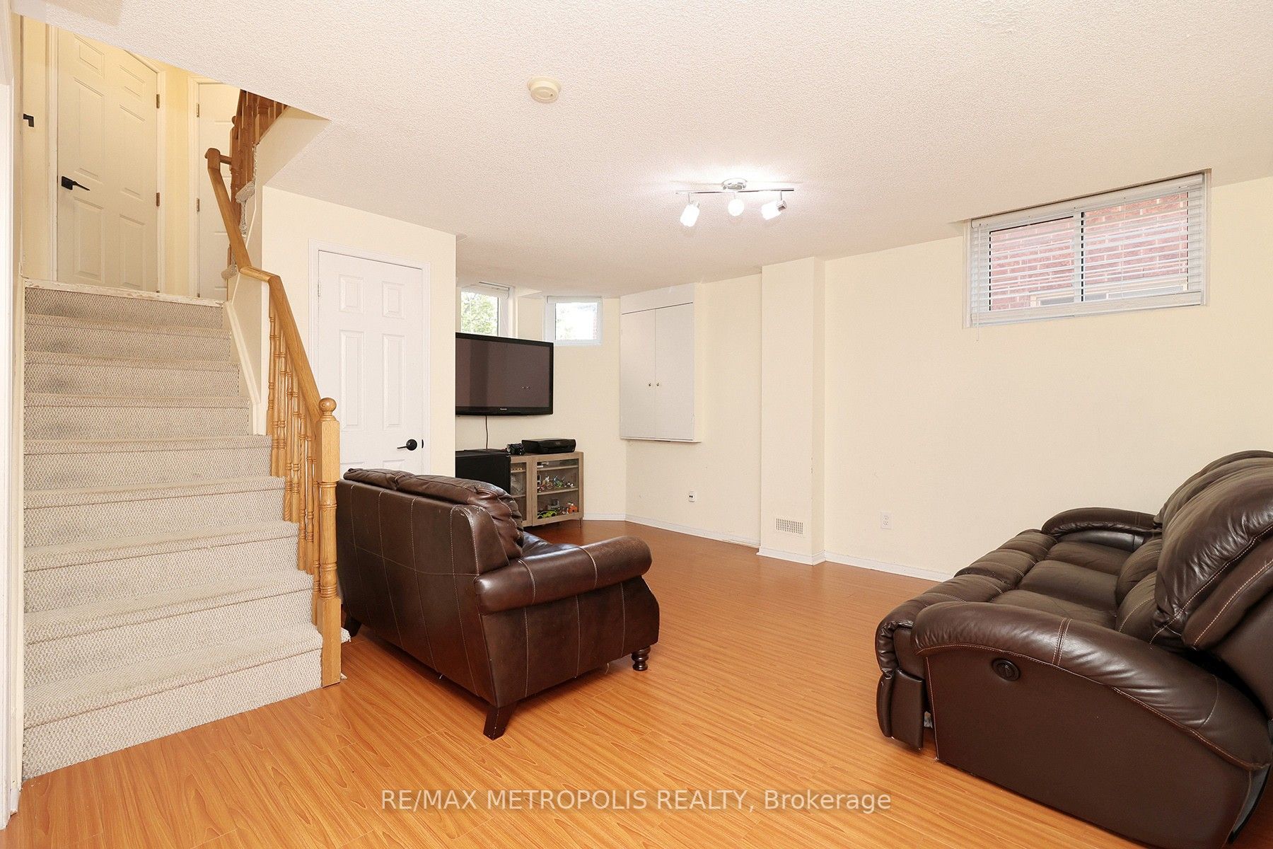 142 Royal Orchard Dr