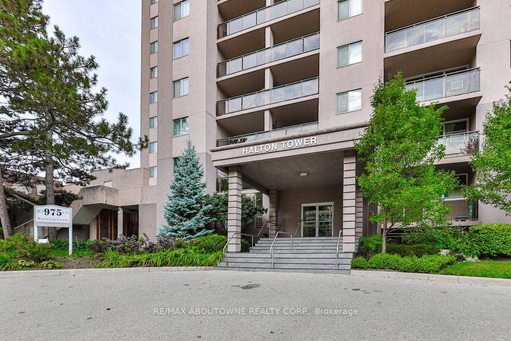 975 Warwick Crt, #1005