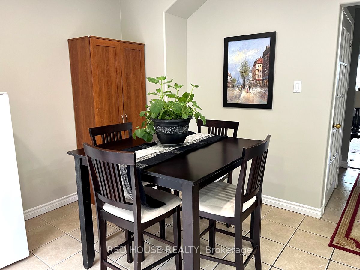 71 Forsythia Rd