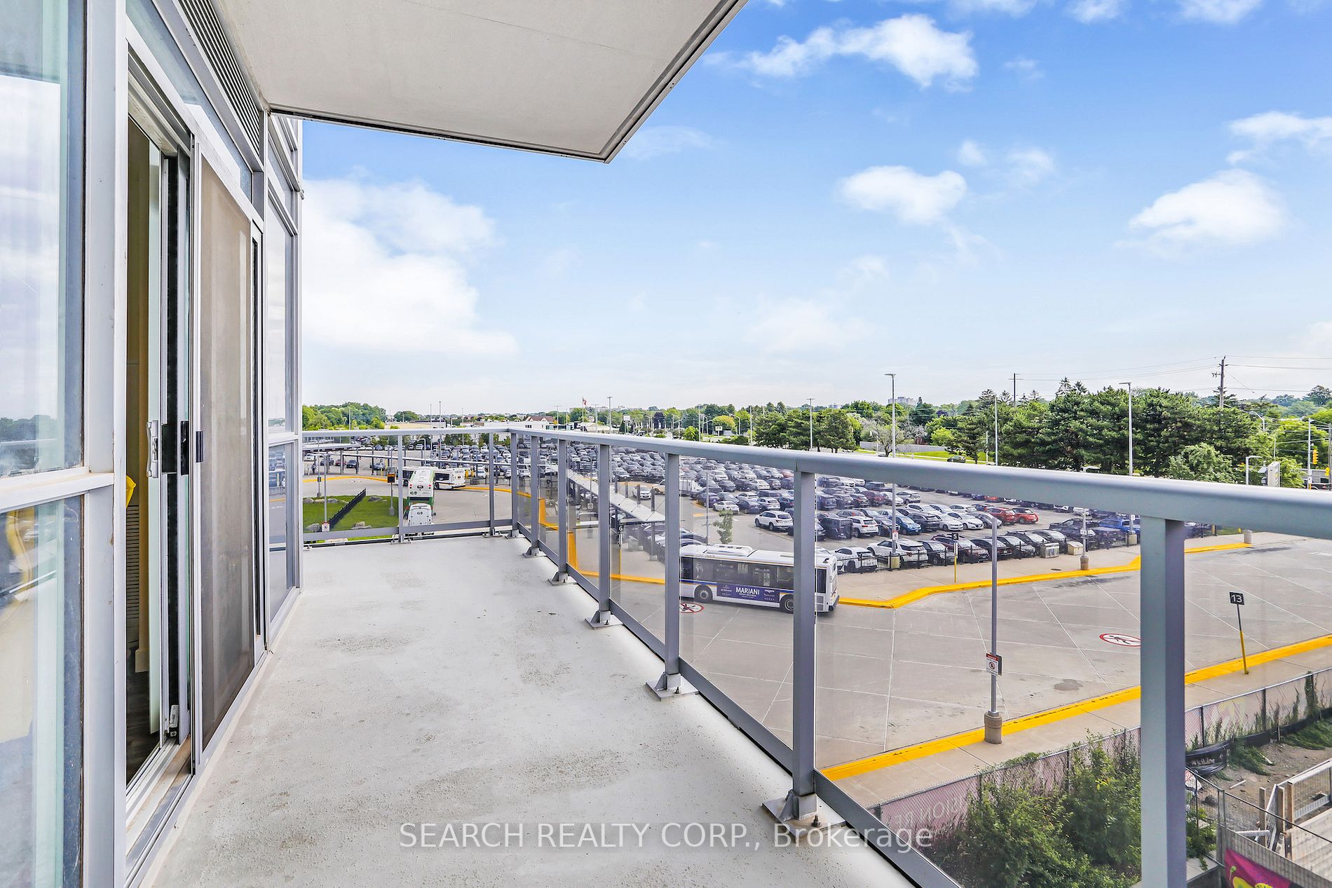2093 Fairview St, #404