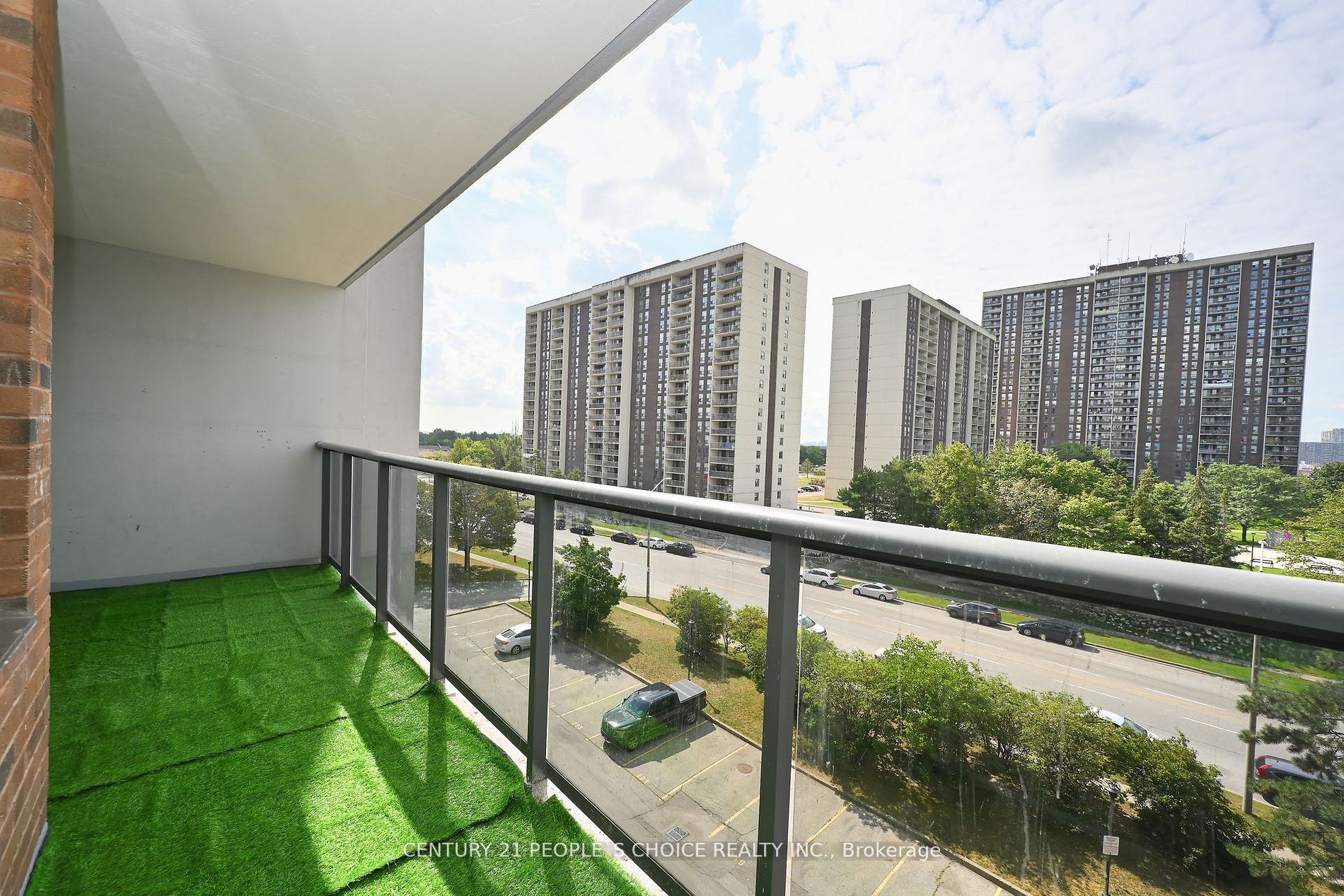 17 Knightsbridge Rd, #604