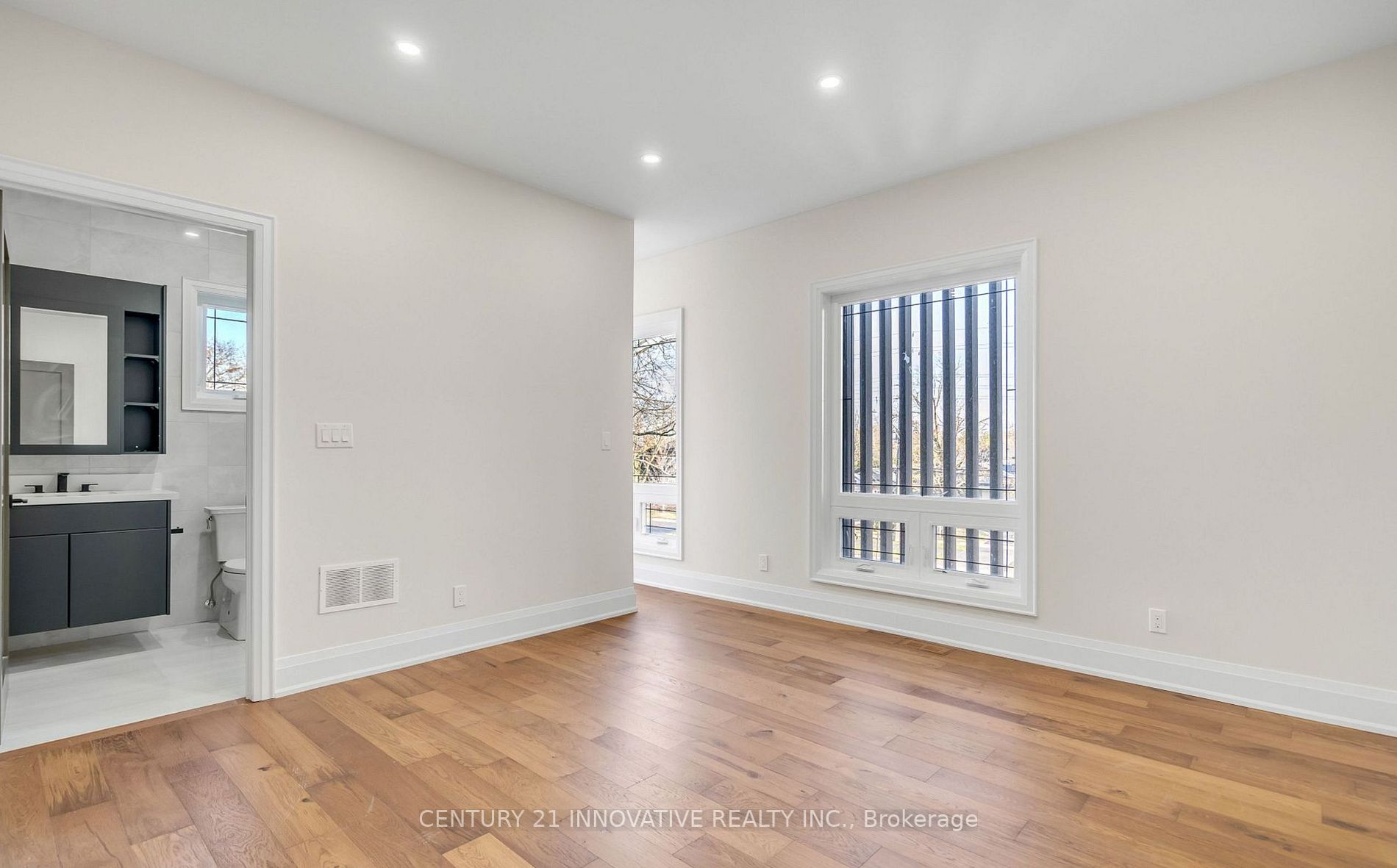 1325 Rebecca St