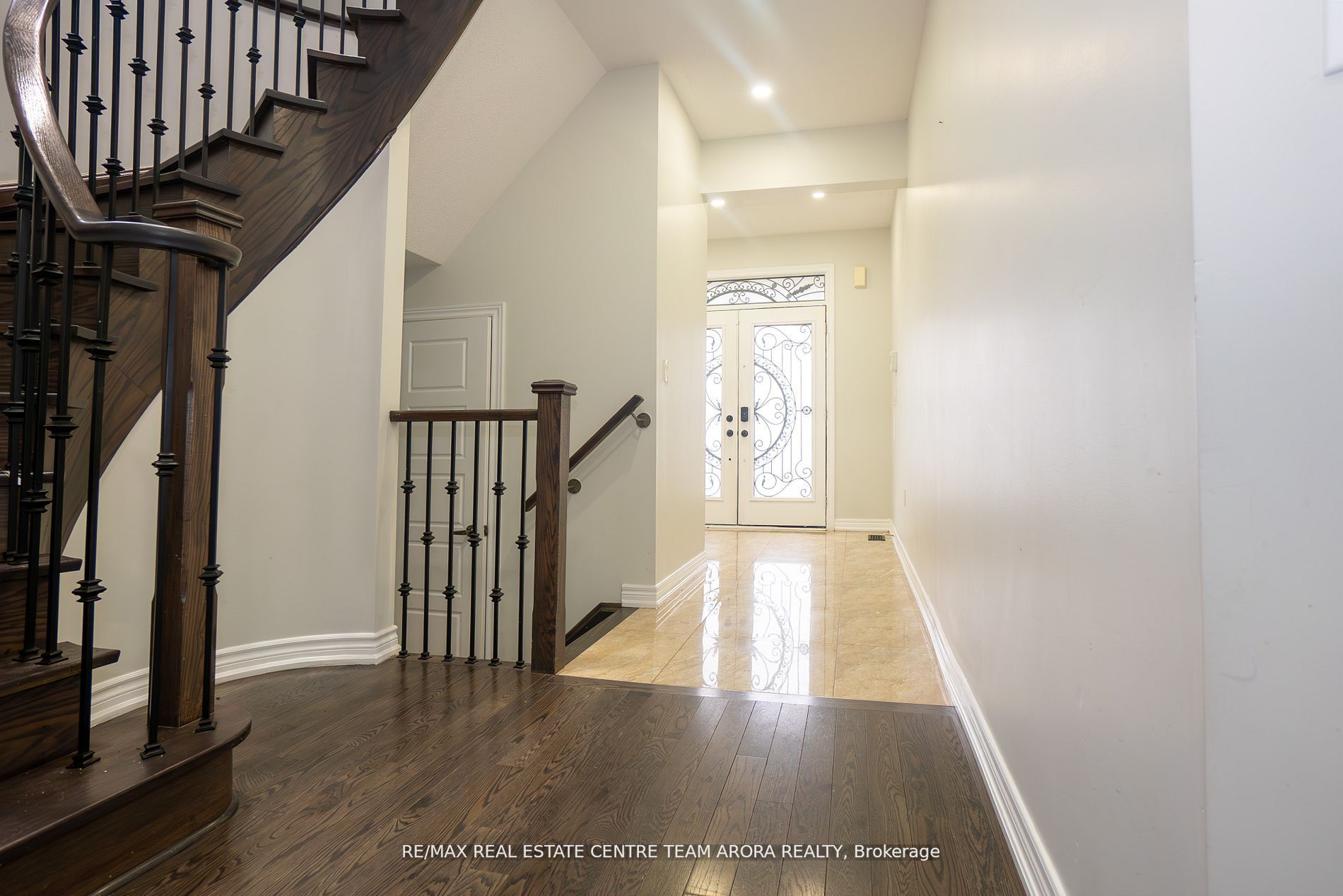2 Kenora Street