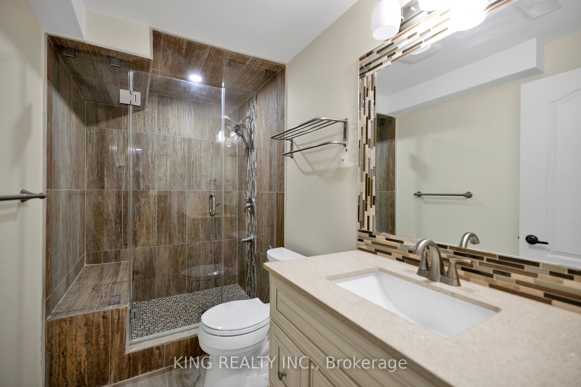 77 Antibes Dr
