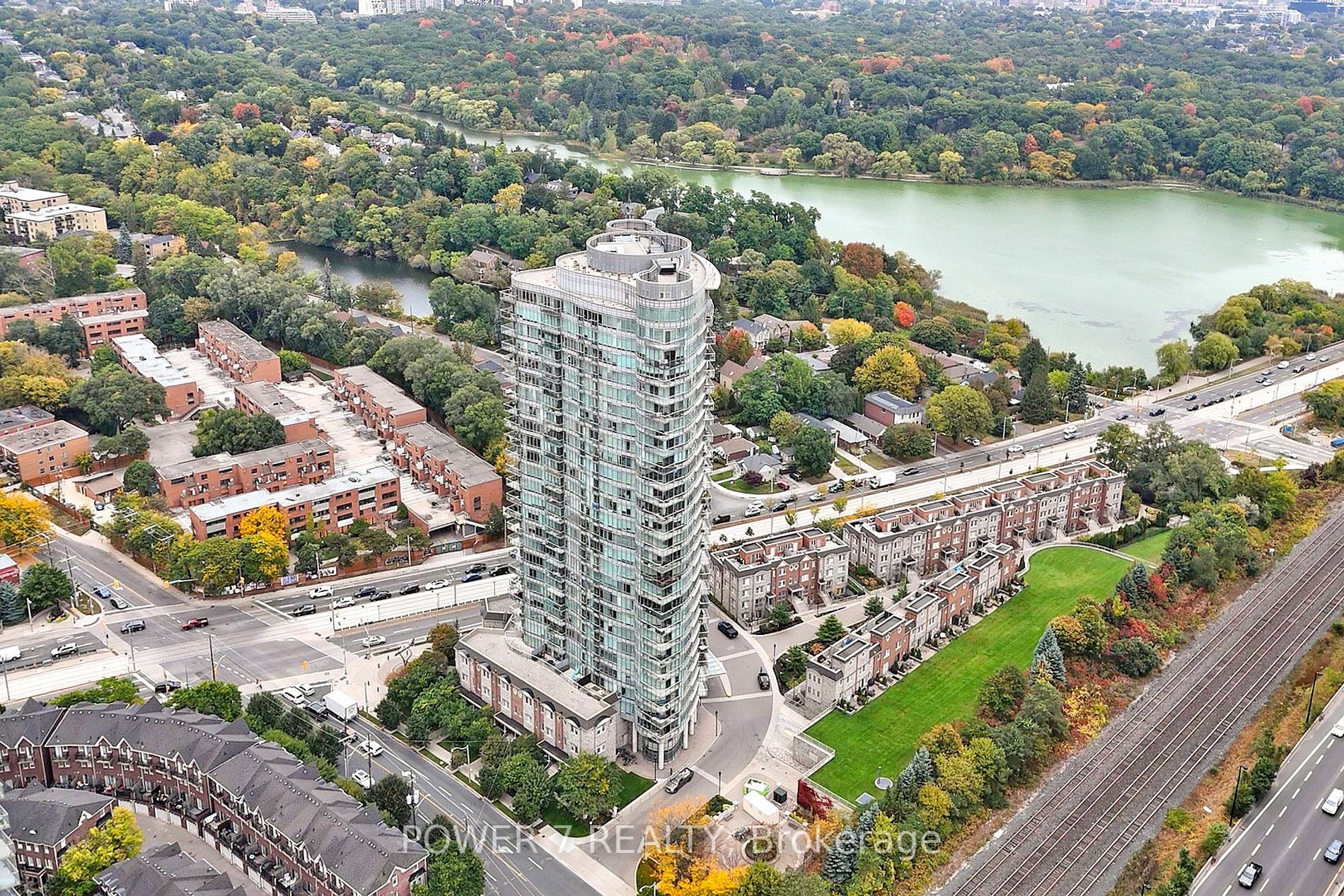 15 Windermere Ave, #1201