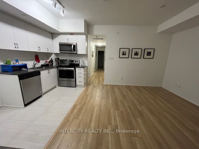 650 Atwater Ave, #21