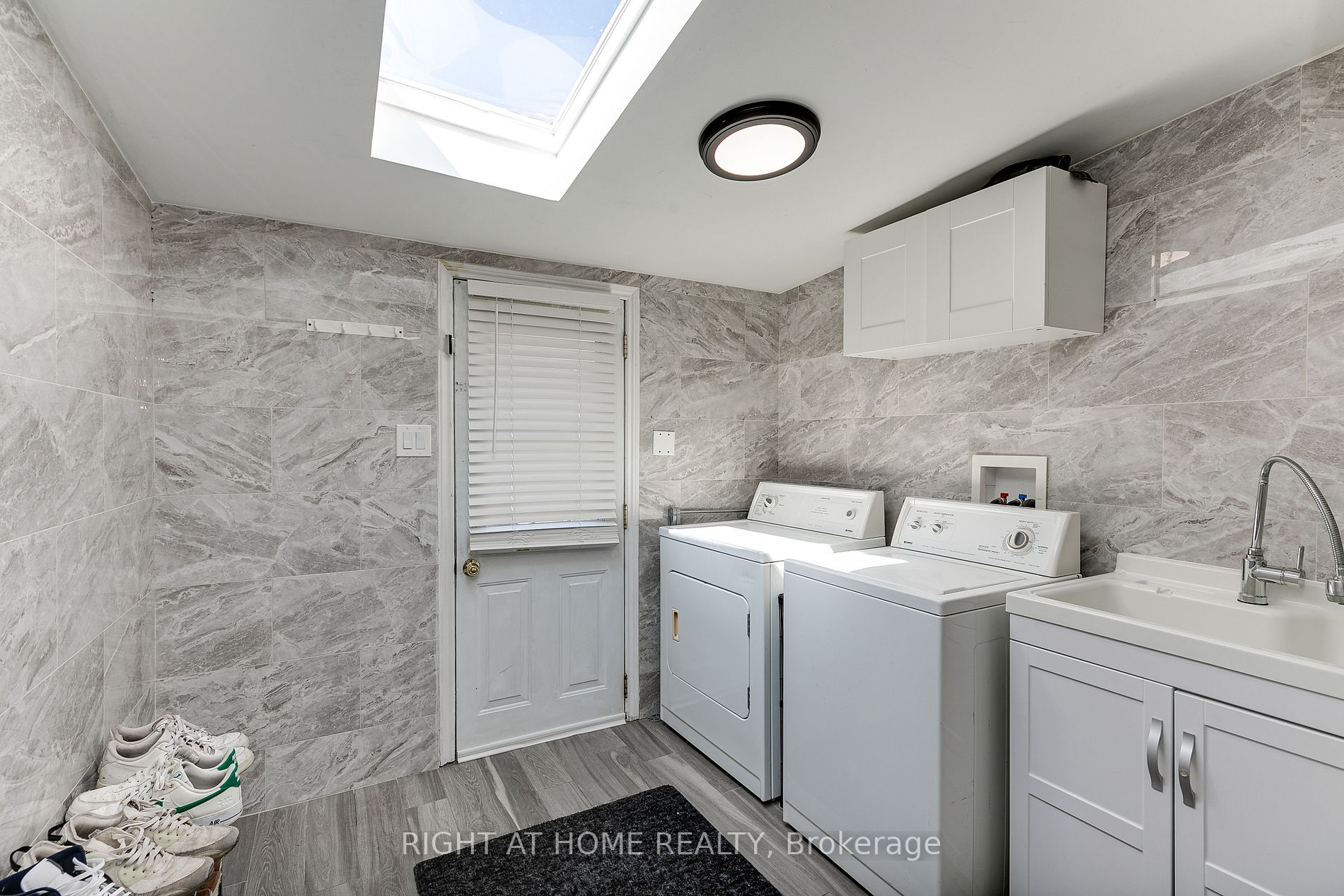 84 Rosethorn Avenue