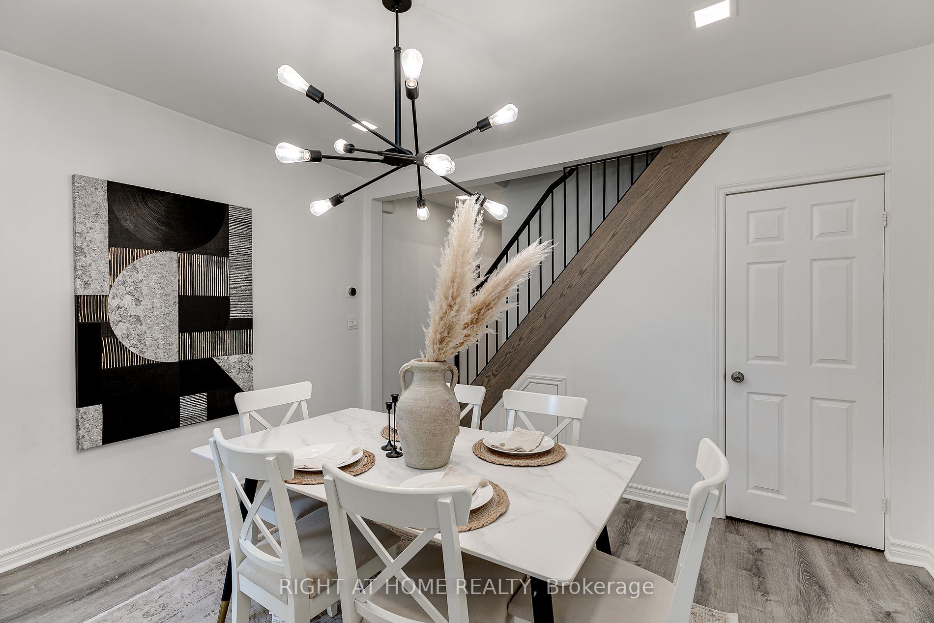 84 Rosethorn Avenue