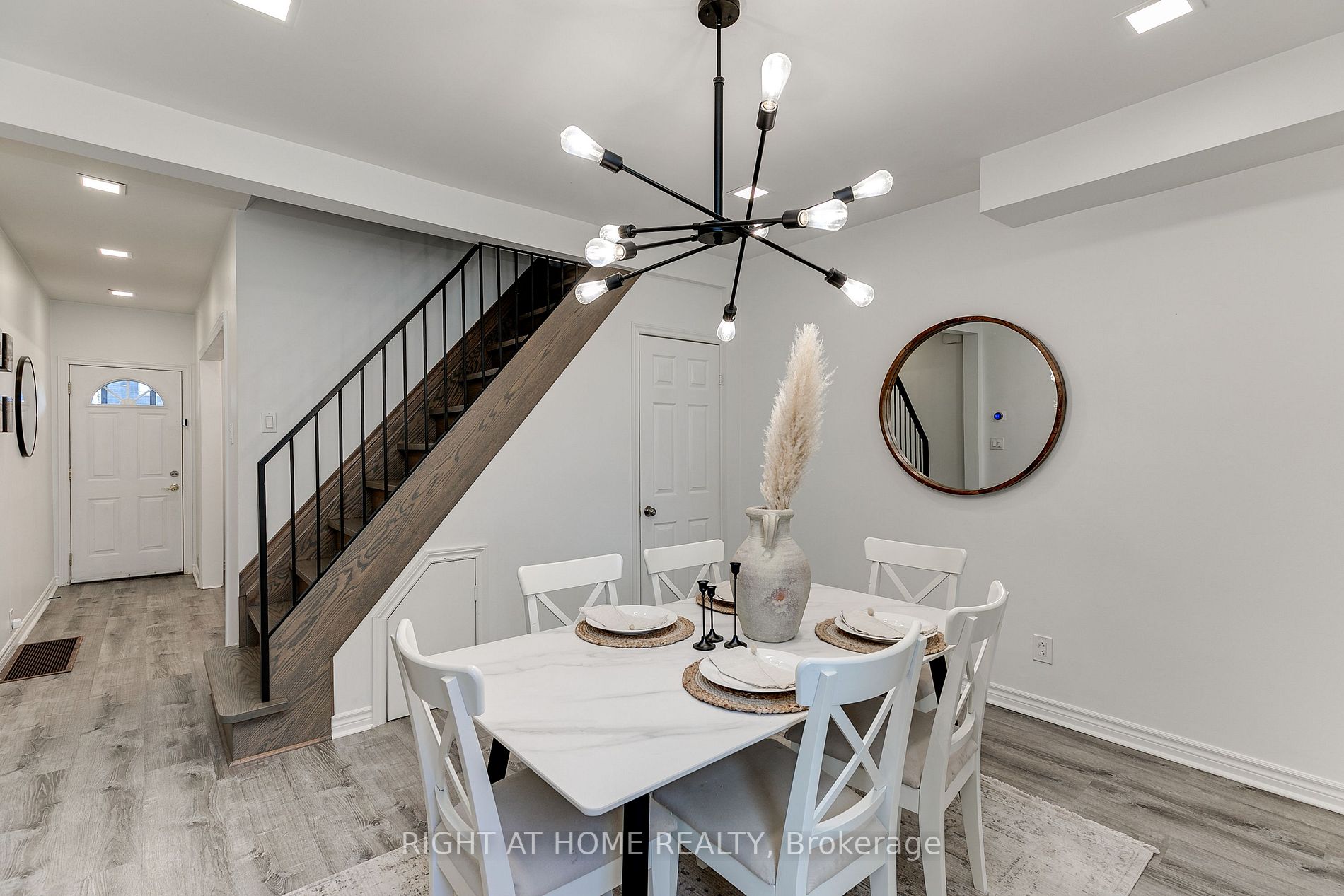 84 Rosethorn Avenue
