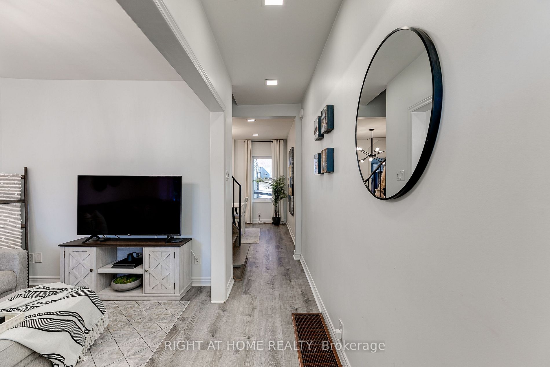 84 Rosethorn Avenue
