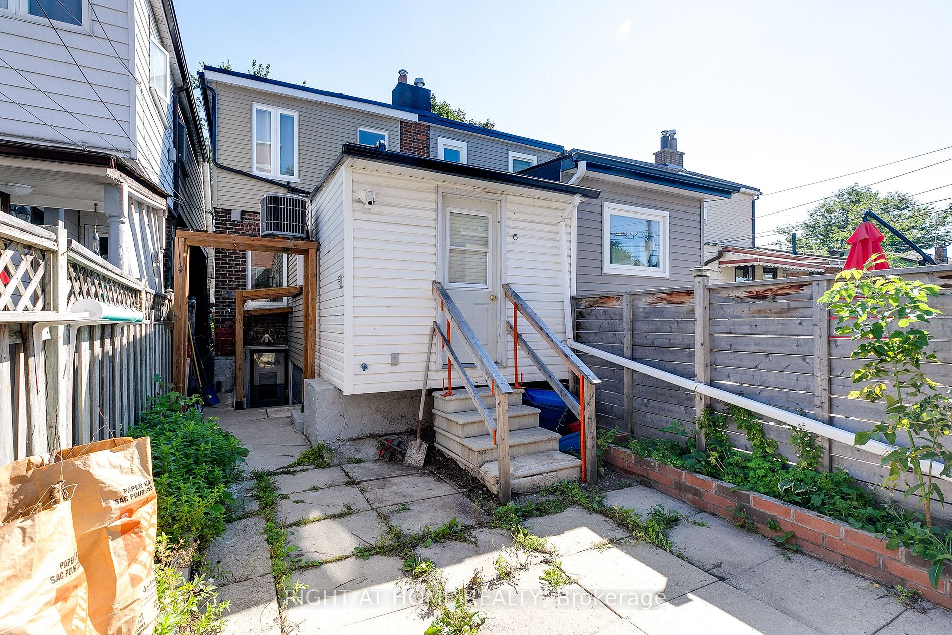 84 Rosethorn Avenue