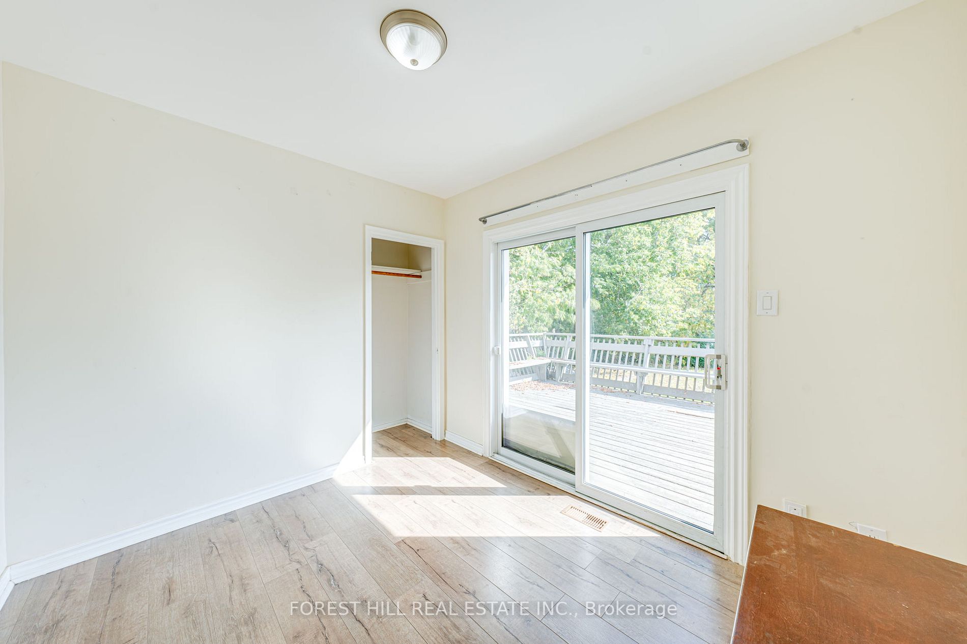 344 Leonard St