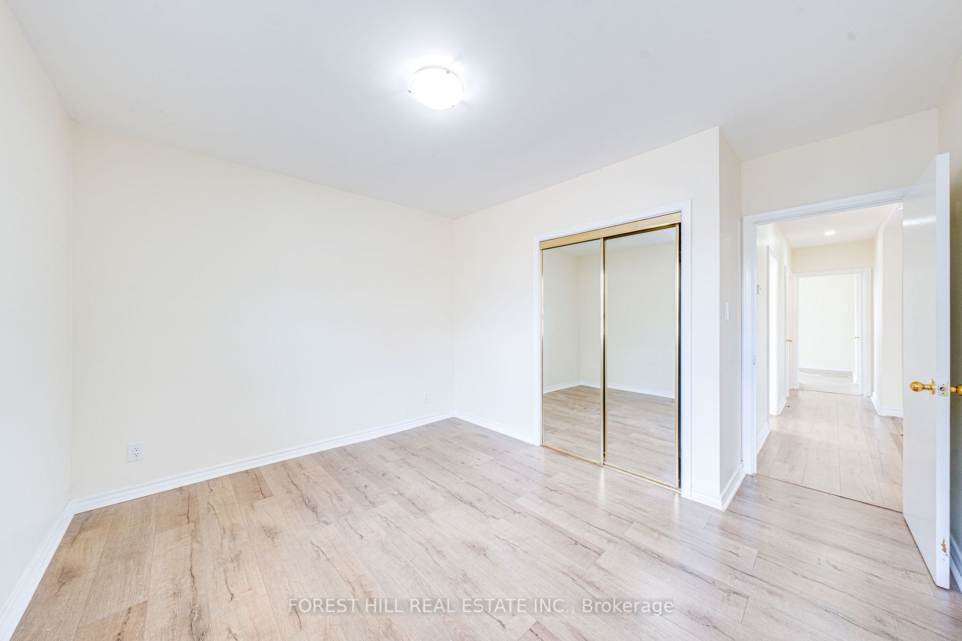 344 Leonard St