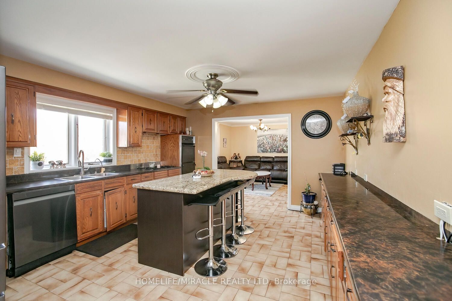 12185 The Gore Rd