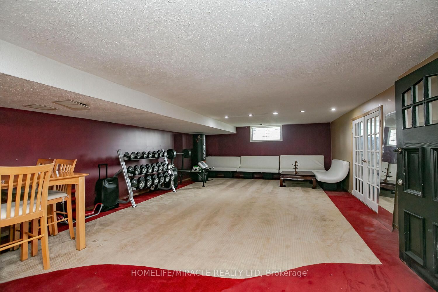 12185 The Gore Rd