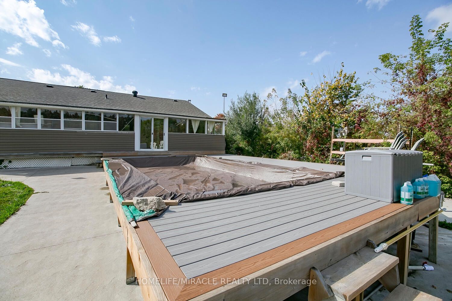 12185 The Gore Rd