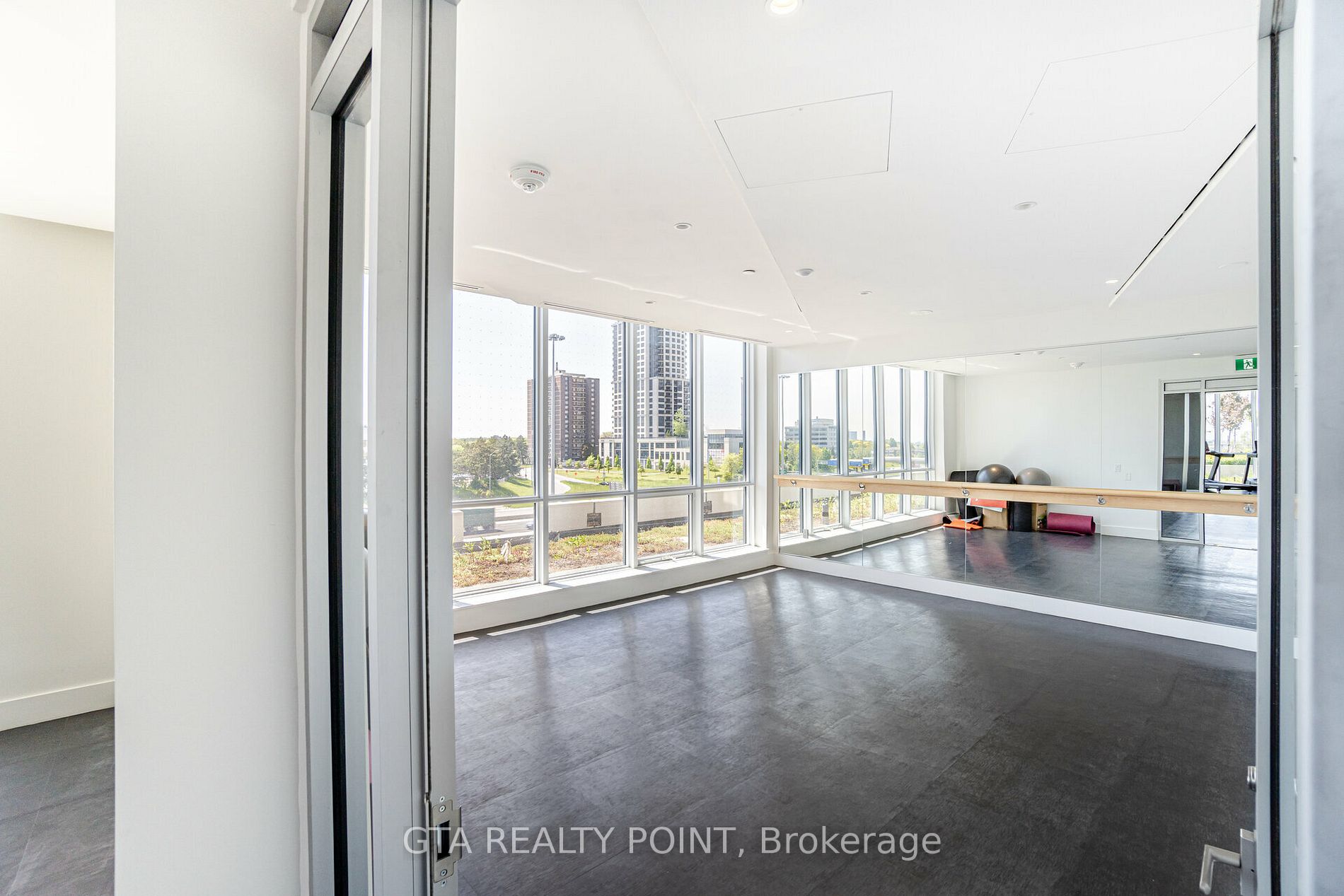 30 Gibbs Road, #605