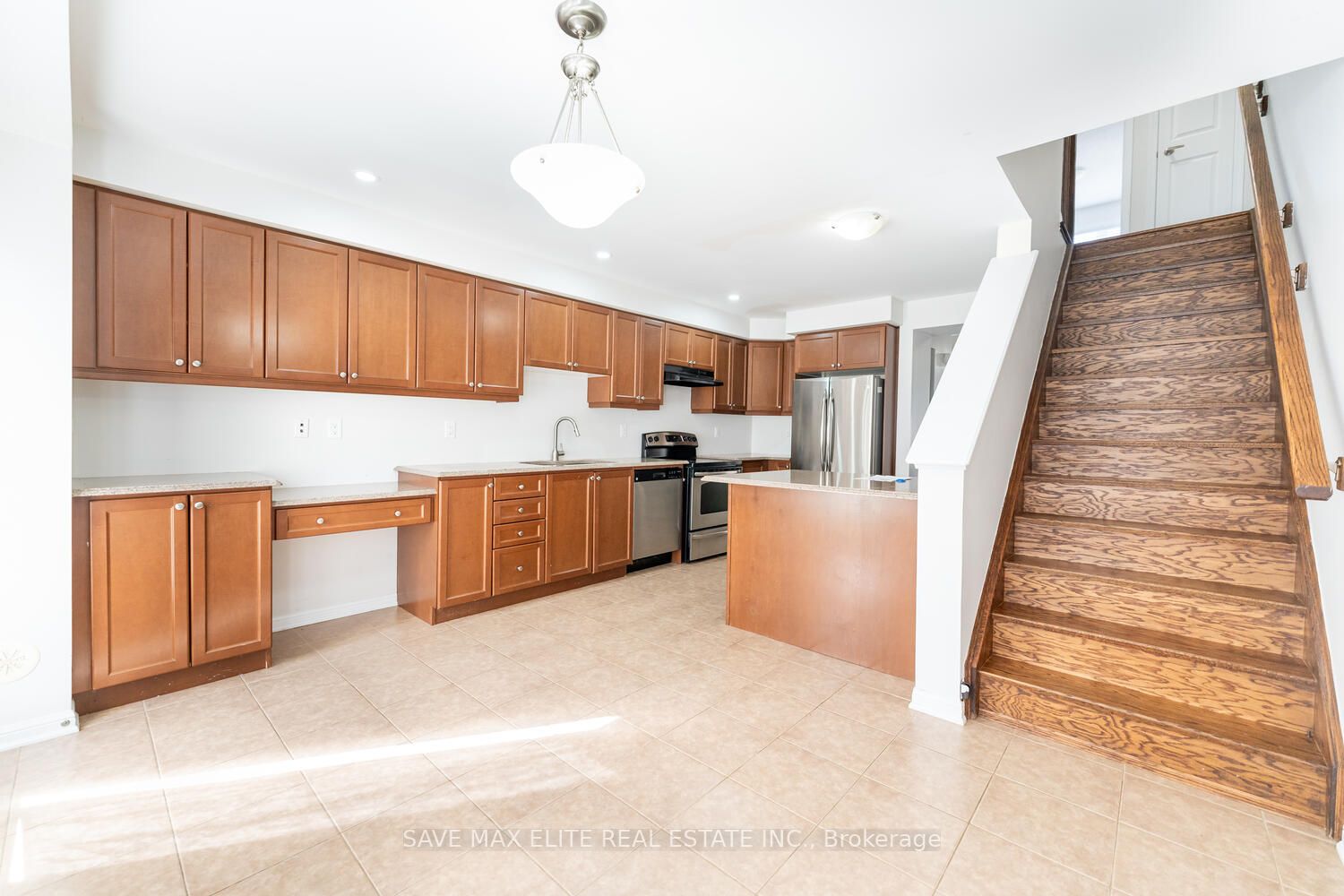 6020 Derry Road, #17