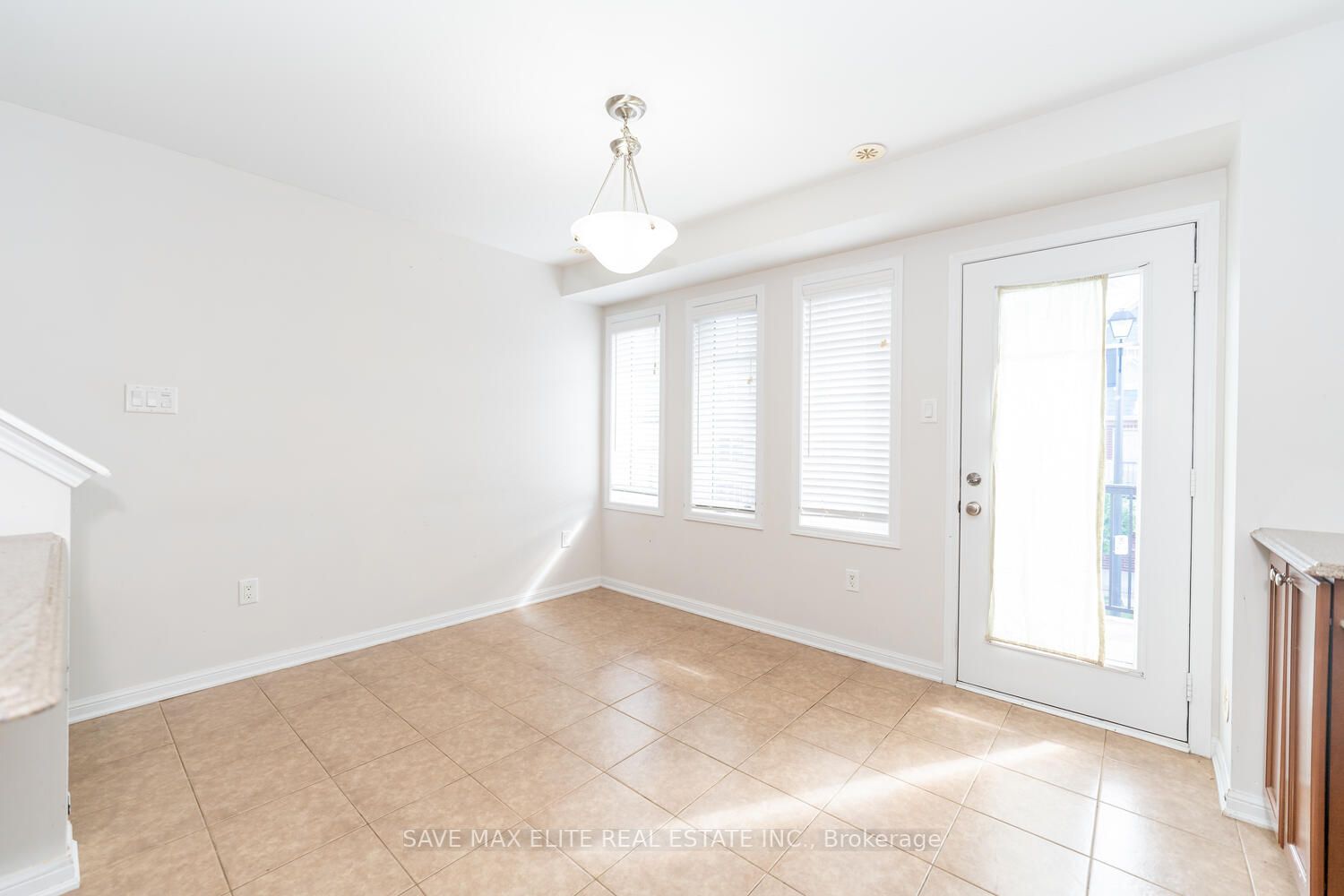 6020 Derry Road, #17