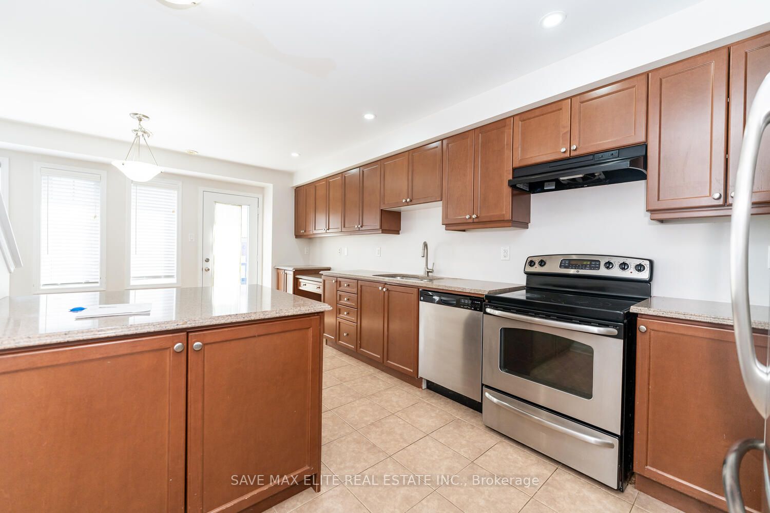 6020 Derry Road, #17