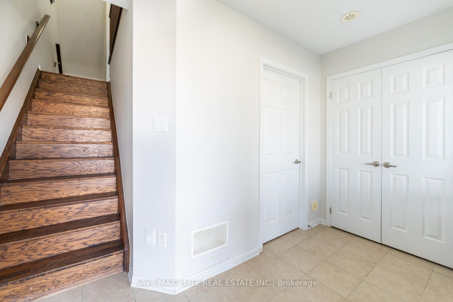 6020 Derry Road, #17