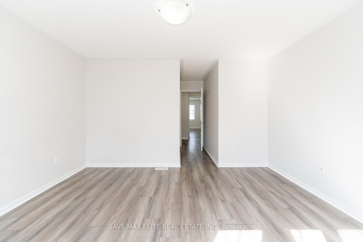 6020 Derry Road, #17