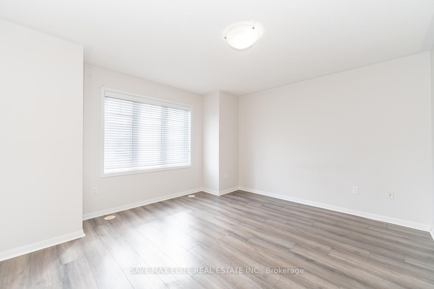 6020 Derry Road, #17