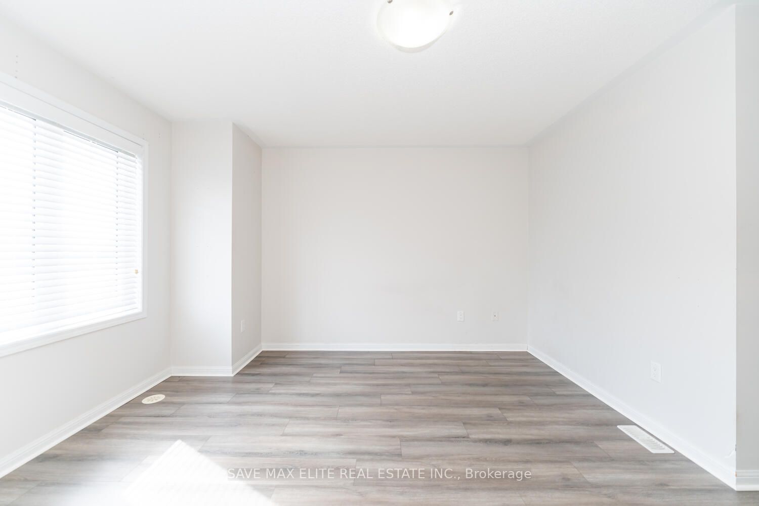 6020 Derry Road, #17