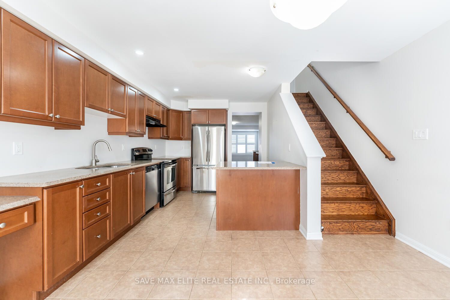 6020 Derry Road, #17